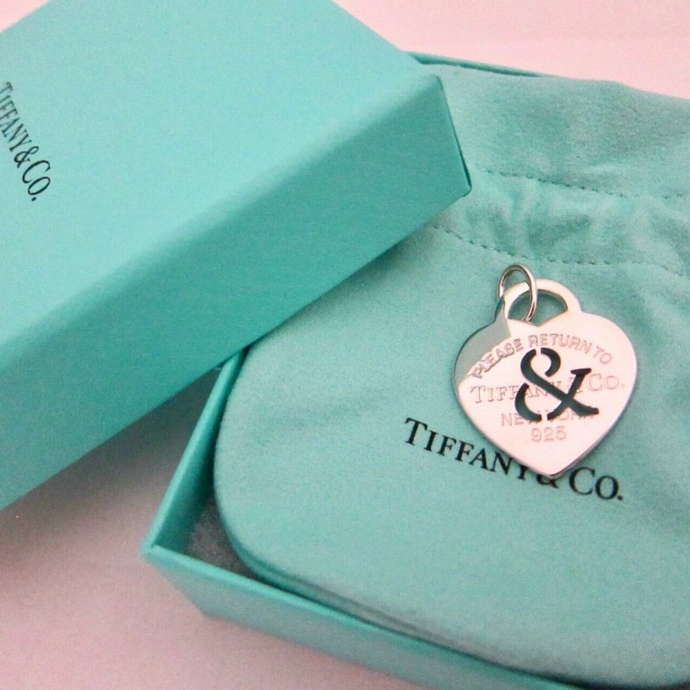 Return to Tiffany RTT Ampersand Heart Tag Pendant Large